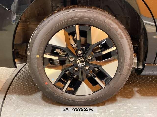 Honda e 2026-02 6913480-16