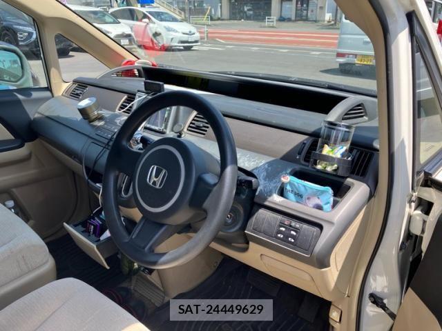 Honda e 2007-06 6998445-12