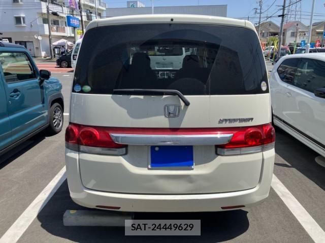 Honda e 2007-06 6998445-6