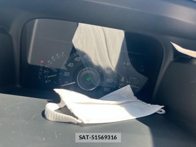 Honda e 2012-06 6998443-17