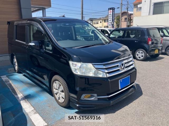 Honda e 2012-06 6998443-1
