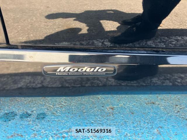 Honda e 2012-06 6998443-25
