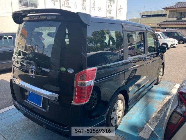 Honda e 2012-06 6998443-2