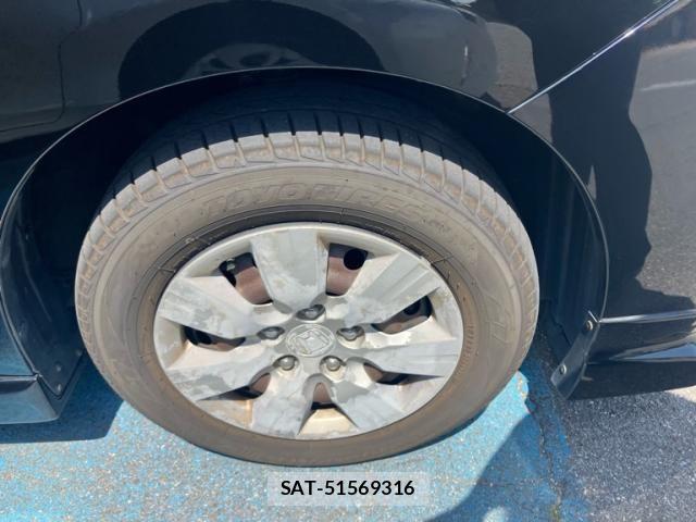 Honda e 2012-06 6998443-4