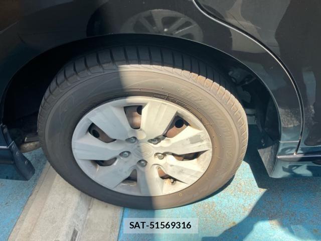 Honda e 2012-06 6998443-5