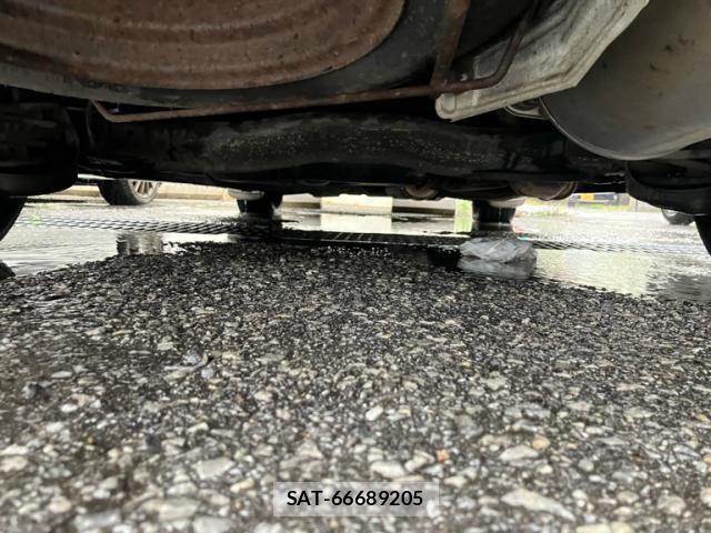 Honda e 2006-05 6998447-23