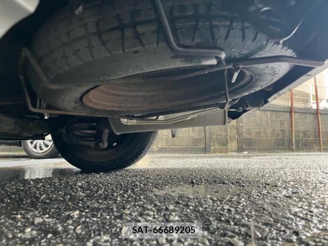 Honda e 2006-05 6998447-24