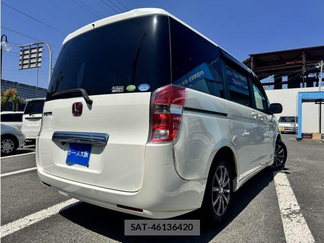 Honda e 2010-12 6998444-3
