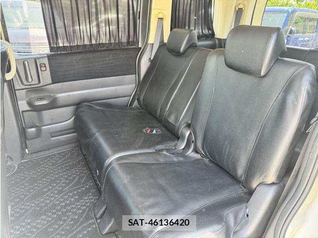 Honda e 2010-12 6998444-4