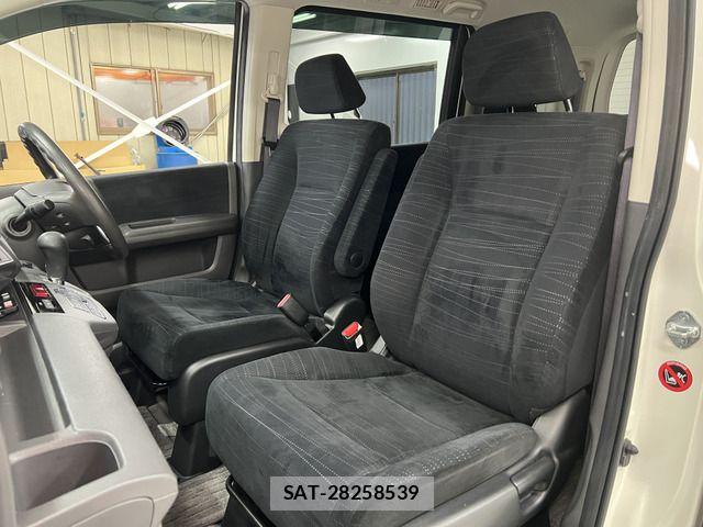 Honda e 2011-09 7021655-11