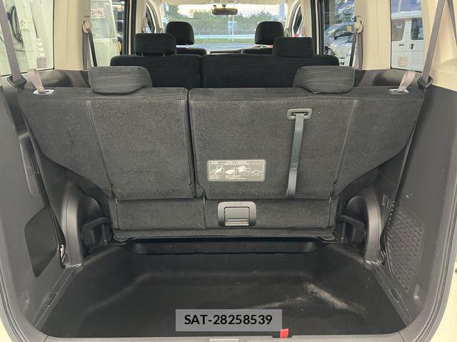 Honda e 2011-09 7021655-15
