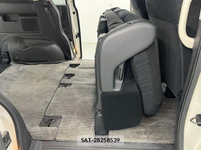 Honda e 2011-09 7021655-19