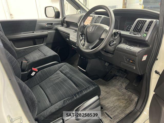 Honda e 2011-09 7021655-2