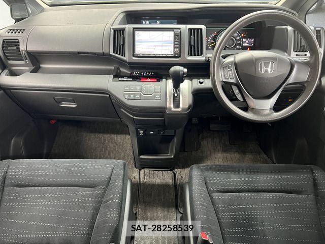 Honda e 2011-09 7021655-4