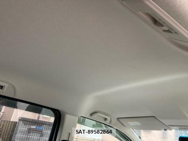 Honda e 2011-07 7021656-11