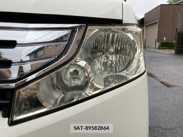 Honda e 2011-07 7021656-3