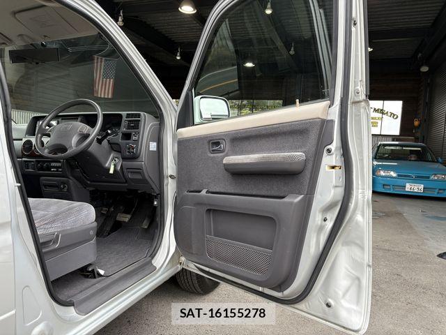 Honda e 2000-07 7060848-14