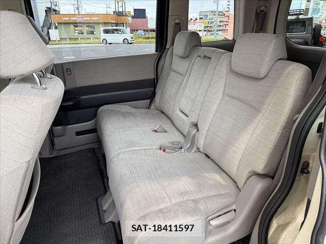Honda e 2010-10 7225518-18