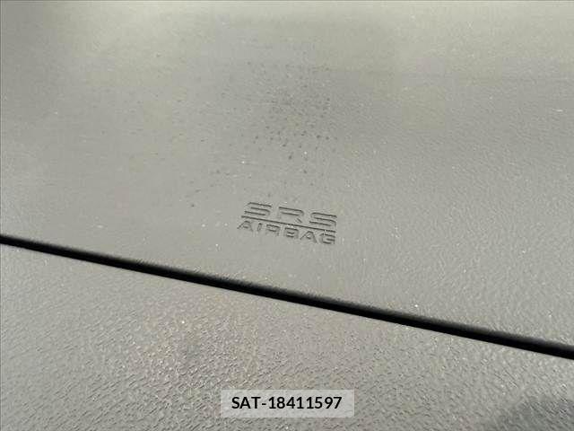 Honda e 2010-10 7225518-25