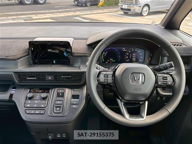 Honda e 2025-12 7216322-24