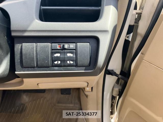 Honda e 2008-02 7225511-8
