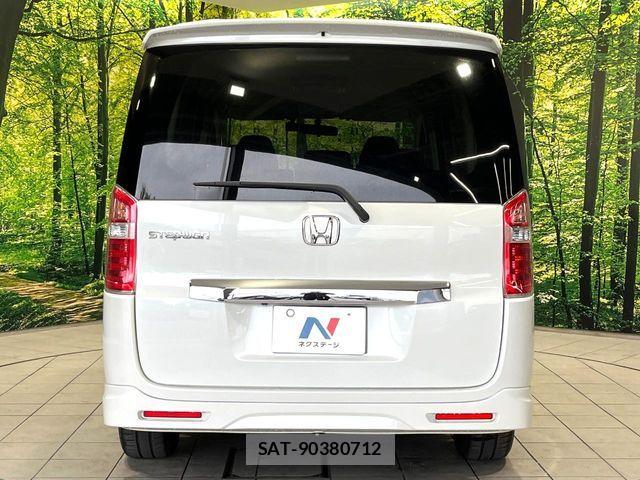 Honda e 2012-07 7225515-14