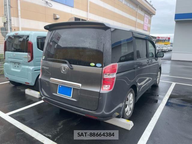 Honda e 2010-02 7225513-4