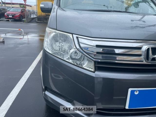 Honda e 2010-02 7225513-6