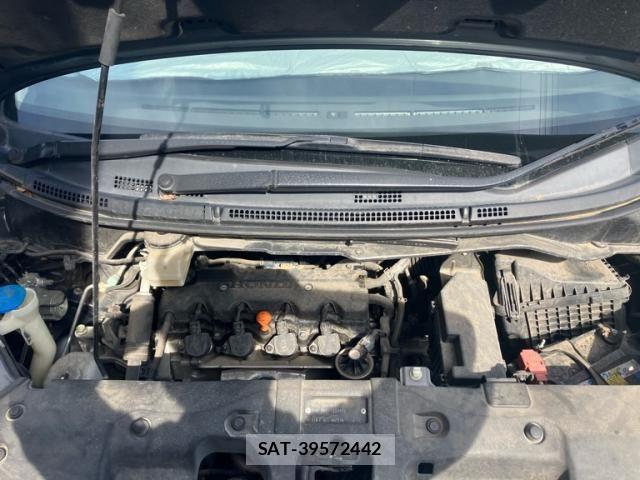 Honda e 2011-08 7252422-14