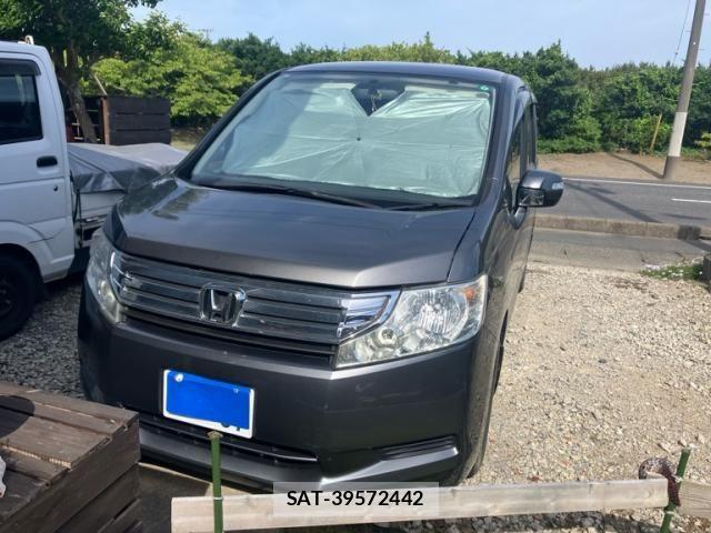 Honda e 2011-08 7252422-1