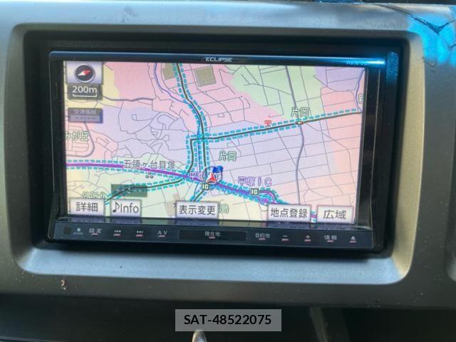 Honda e 2012-06 7252419-17