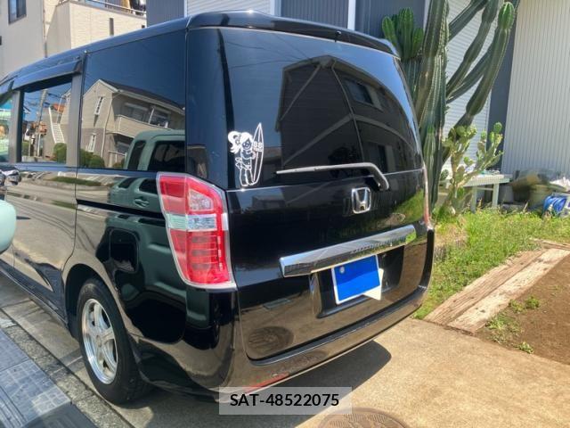 Honda e 2012-06 7252419-6
