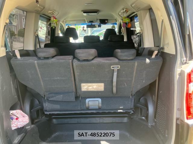 Honda e 2012-06 7252419-7