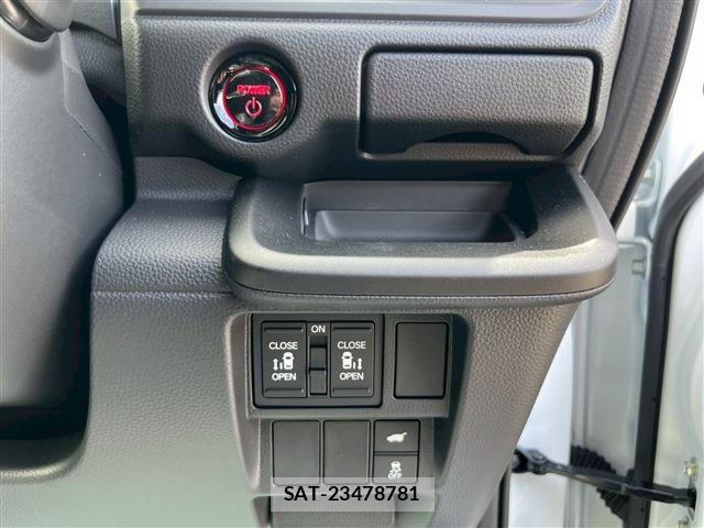 Honda e 2025-12 7273008-16