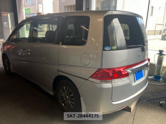 Honda e 2006-02 7273011-3