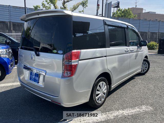 Honda e 2012-01 7273007-3