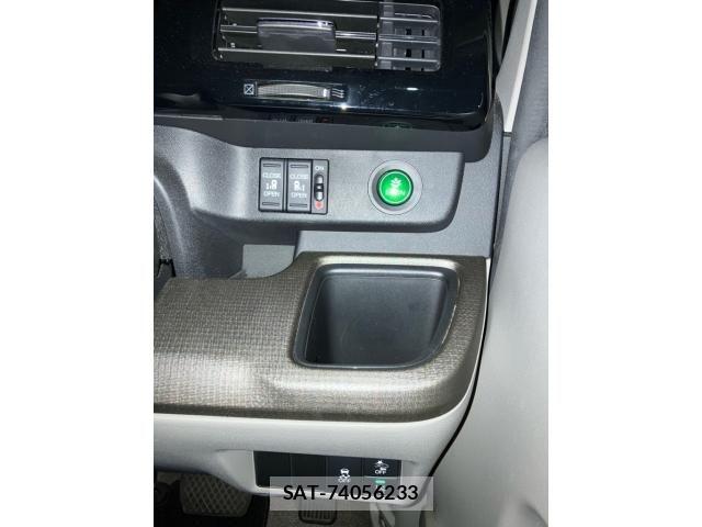 Honda e 2015-08 7273005-20