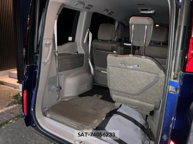 Honda e 2015-08 7273005-7