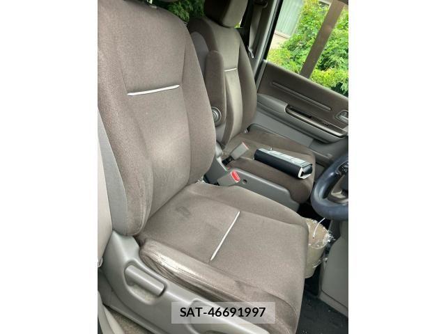 Honda e 2015-10 7273003-12
