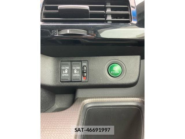 Honda e 2015-10 7273003-18
