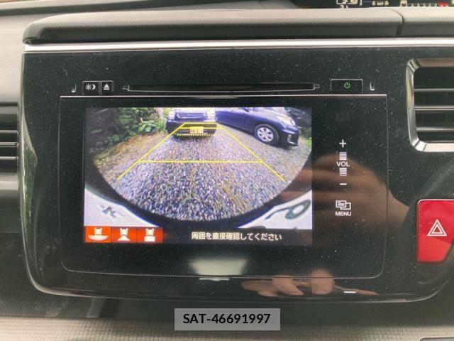 Honda e 2015-10 7273003-22
