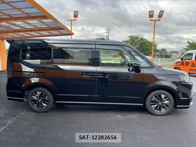 Honda e 2025-02 7330278-11