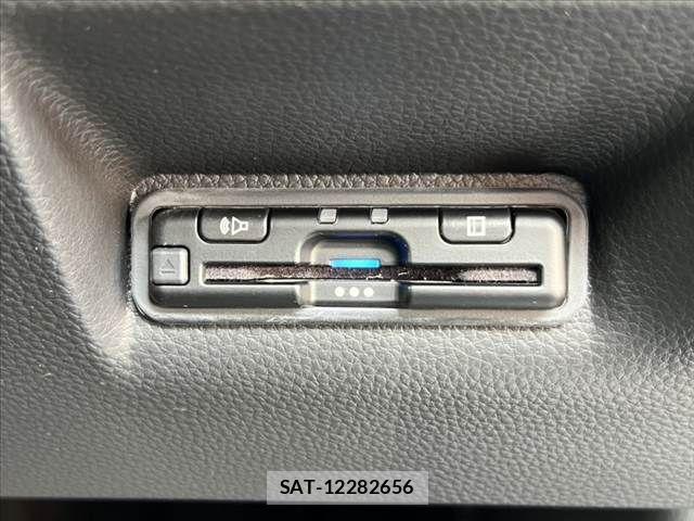 Honda e 2025-02 7330278-28