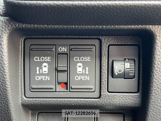 Honda e 2025-02 7330278-5