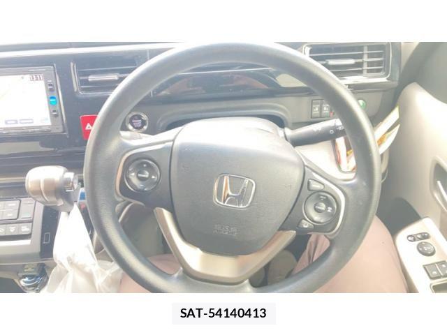 Honda e 2017-08 7330280-9