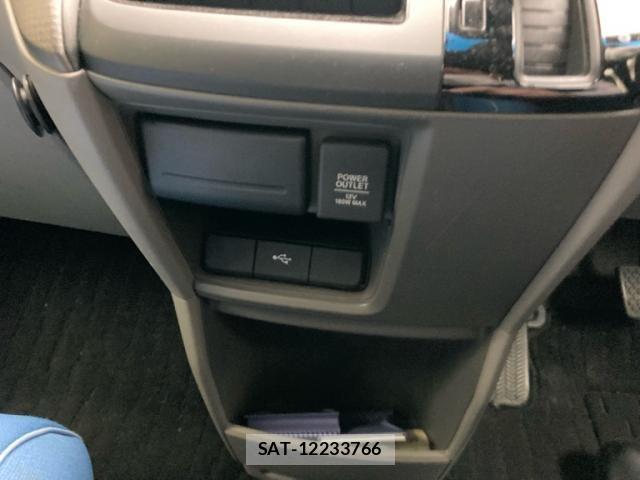 Honda e 2017-11 7330285-21