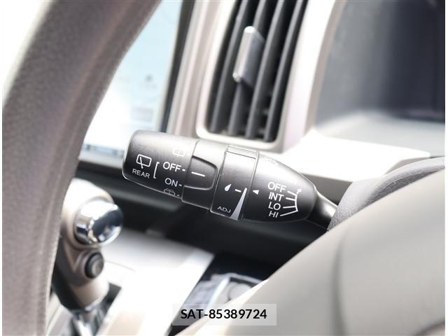 Honda e 2014-03 7330288-15