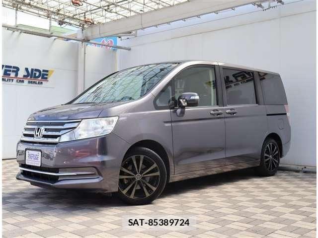 Honda e 2014-03 7330288-27