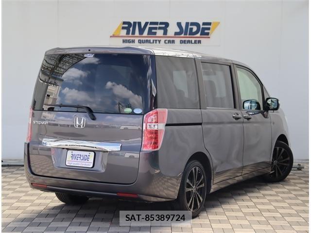 Honda e 2014-03 7330288-2
