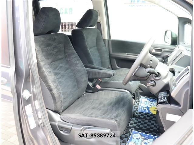 Honda e 2014-03 7330288-4